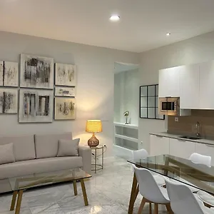 olavide-premium-apartment.es-andalucia.com/